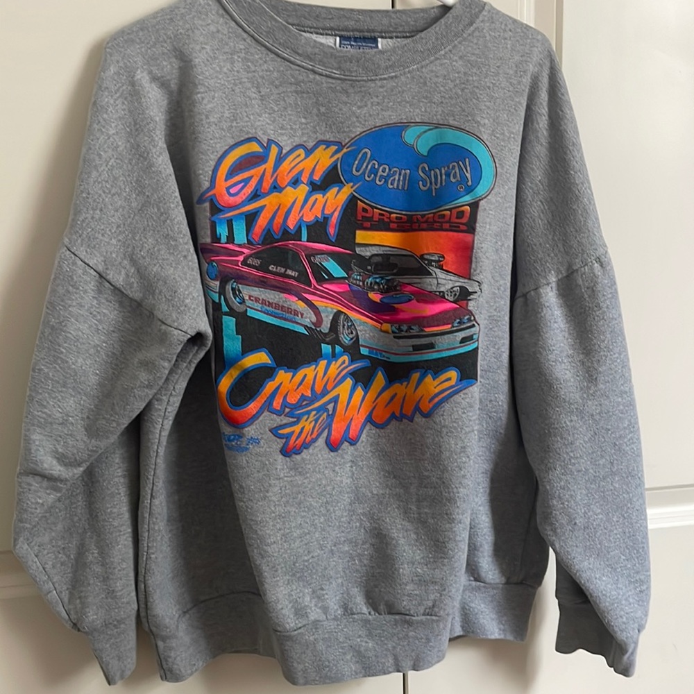 vintage 80s car crewneck
